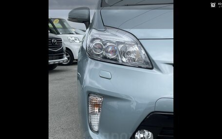 Toyota Prius, 2015 год, 1 150 000 рублей, 9 фотография