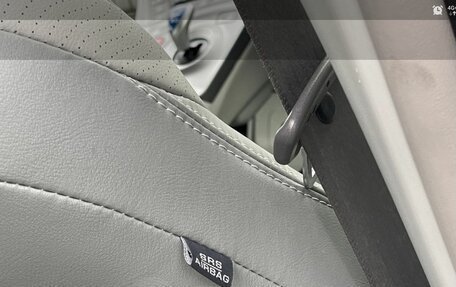 Toyota Prius, 2015 год, 1 150 000 рублей, 14 фотография