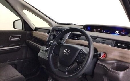Honda Freed II, 2021 год, 1 270 000 рублей, 4 фотография