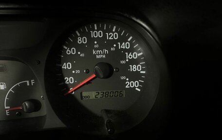 KIA Sportage IV рестайлинг, 2003 год, 320 000 рублей, 18 фотография