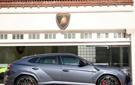 Lamborghini Urus I, 2025 год, 50 000 000 рублей, 4 фотография