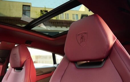 Lamborghini Urus I, 2025 год, 50 000 000 рублей, 16 фотография