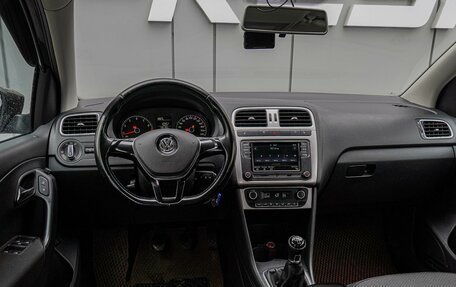 Volkswagen Polo VI (EU Market), 2015 год, 1 170 000 рублей, 6 фотография