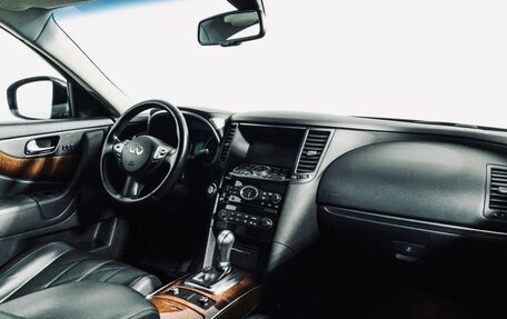 Infiniti QX70, 2016 год, 2 437 000 рублей, 9 фотография