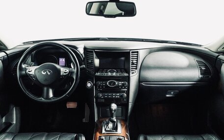 Infiniti QX70, 2016 год, 2 437 000 рублей, 13 фотография