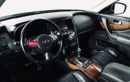 Infiniti QX70, 2016 год, 2 437 000 рублей, 11 фотография