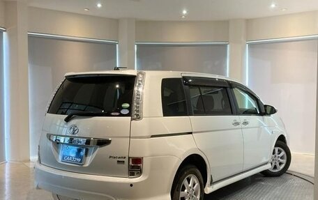 Toyota ISis I, 2016 год, 1 295 000 рублей, 1 фотография