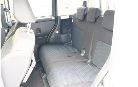 Toyota Roomy I, 2022 год, 902 000 рублей, 16 фотография