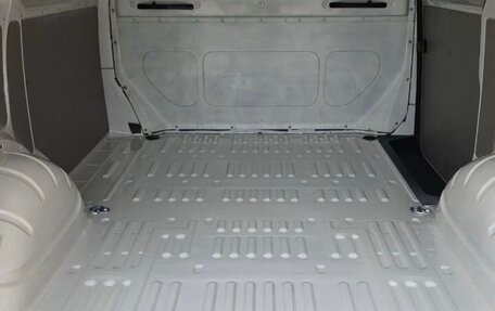 Volkswagen Transporter T6 рестайлинг, 2019 год, 3 200 000 рублей, 4 фотография