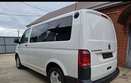 Volkswagen Transporter T6 рестайлинг, 2019 год, 3 200 000 рублей, 5 фотография