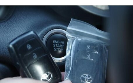 Toyota Yaris XP150 рестайлинг, 2022 год, 1 010 000 рублей, 8 фотография