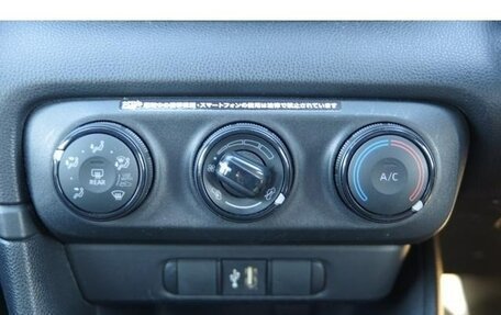 Toyota Yaris XP150 рестайлинг, 2022 год, 1 010 000 рублей, 11 фотография