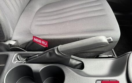 Toyota Yaris XP150 рестайлинг, 2022 год, 1 012 000 рублей, 11 фотография