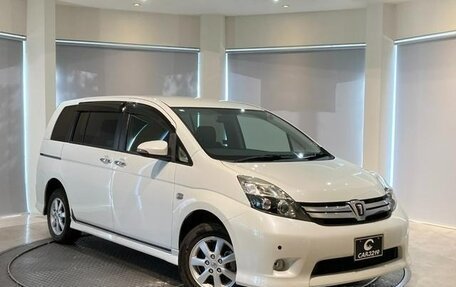 Toyota ISis I, 2016 год, 1 295 000 рублей, 2 фотография