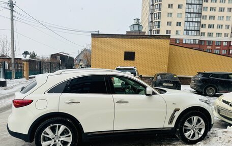 Infiniti FX II, 2013 год, 21 фотография