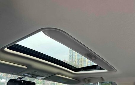 Mitsubishi Outlander III рестайлинг 3, 2022 год, 2 200 000 рублей, 15 фотография