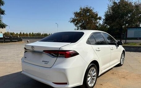 Toyota Corolla, 2022 год, 1 700 000 рублей, 5 фотография