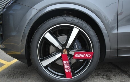 Porsche Cayenne III, 2025 год, 19 290 000 рублей, 12 фотография