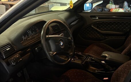 BMW 3 серия, 1998 год, 500 000 рублей, 4 фотография