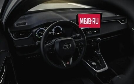 Toyota RAV4, 2025 год, 5 500 000 рублей, 4 фотография