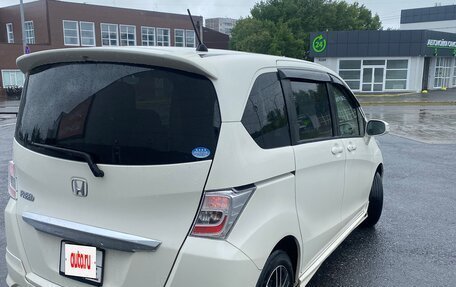 Honda Freed I, 2012 год, 1 300 000 рублей, 5 фотография