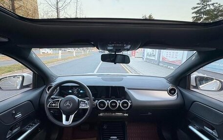 Mercedes-Benz GLA, 2023 год, 2 300 000 рублей, 8 фотография