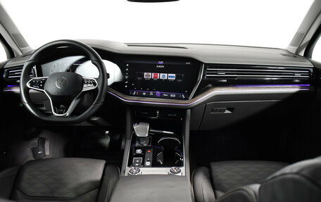 Volkswagen Touareg III, 2019 год, 4 649 000 рублей, 15 фотография