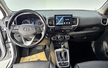 Hyundai Venue I, 2022 год, 1 520 000 рублей, 7 фотография