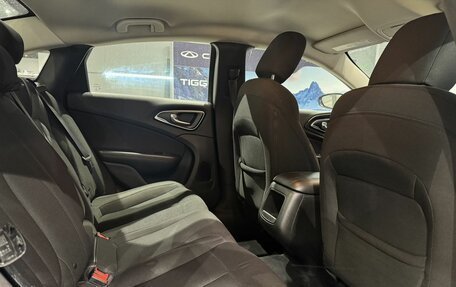 Chrysler 200 II, 2015 год, 1 190 000 рублей, 11 фотография