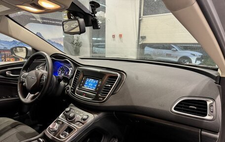 Chrysler 200 II, 2015 год, 1 190 000 рублей, 9 фотография