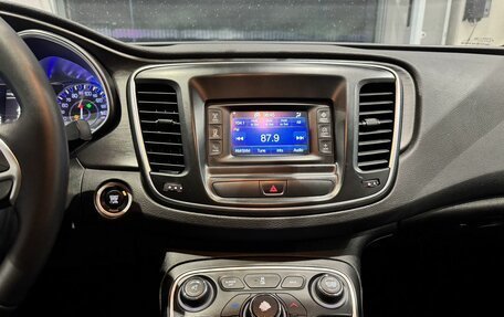 Chrysler 200 II, 2015 год, 1 190 000 рублей, 15 фотография