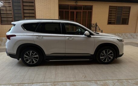 Hyundai Santa Fe IV, 2018 год, 2 500 000 рублей, 4 фотография