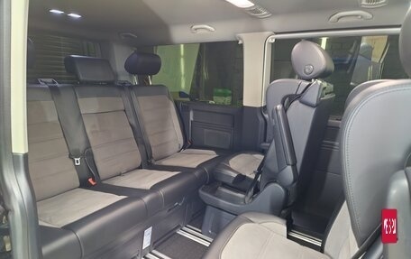 Volkswagen Multivan T6 рестайлинг, 2020 год, 4 950 000 рублей, 8 фотография