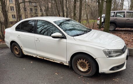 Volkswagen Jetta VI, 2012 год, 600 000 рублей, 2 фотография