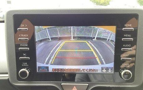 Toyota Yaris XP150 рестайлинг, 2022 год, 1 032 000 рублей, 12 фотография