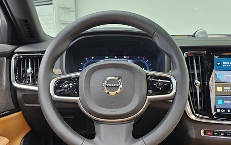 Volvo S90 II рестайлинг, 2025 год, 5 351 000 рублей, 10 фотография