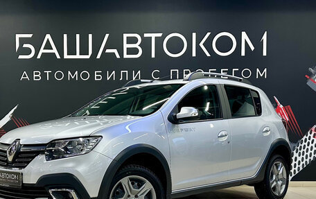 Renault Sandero II рестайлинг, 2019 год, 1 250 000 рублей, 1 фотография