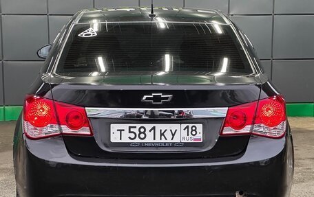 Chevrolet Cruze II, 2011 год, 749 000 рублей, 4 фотография