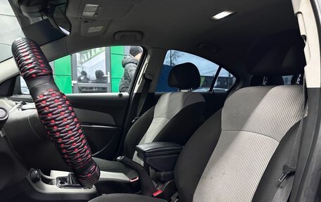 Chevrolet Cruze II, 2011 год, 749 000 рублей, 11 фотография