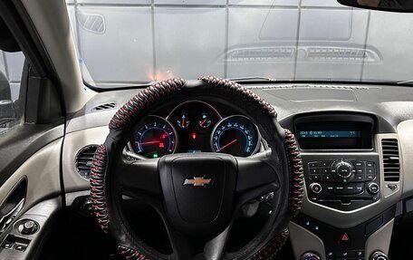 Chevrolet Cruze II, 2011 год, 749 000 рублей, 16 фотография