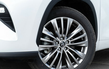 Toyota Highlander, 2025 год, 6 590 000 рублей, 13 фотография