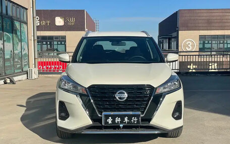 Nissan Kicks I, 2022 год, 1 205 000 рублей, 2 фотография
