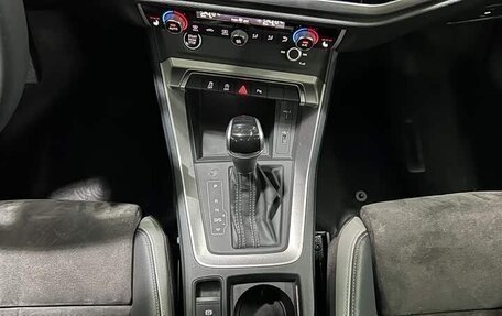 Audi Q3, 2022 год, 2 325 000 рублей, 12 фотография