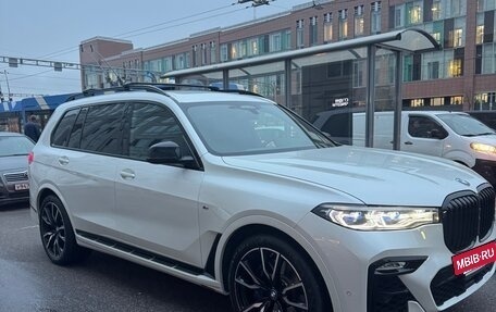 BMW X7, 2022 год, 14 200 000 рублей, 10 фотография