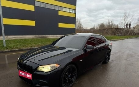 BMW 5 серия, 2013 год, 1 350 000 рублей, 2 фотография