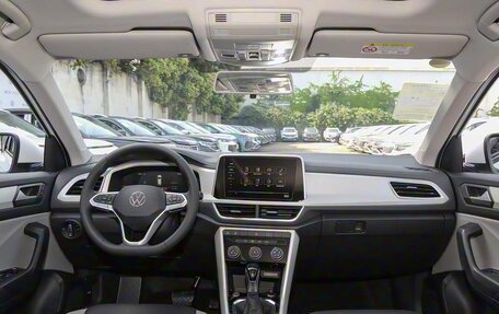 Volkswagen T-Roc I, 2025 год, 2 245 001 рублей, 8 фотография