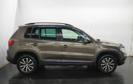 Volkswagen Tiguan I, 2014 год, 1 277 000 рублей, 4 фотография