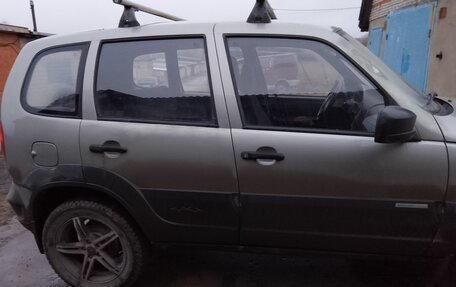 Chevrolet Niva I рестайлинг, 2012 год, 400 000 рублей, 5 фотография