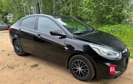 Hyundai Solaris II рестайлинг, 2013 год, 630 000 рублей, 6 фотография