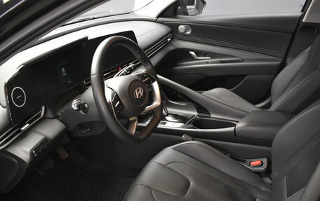 Hyundai Elantra, 2023 год, 2 230 000 рублей, 9 фотография